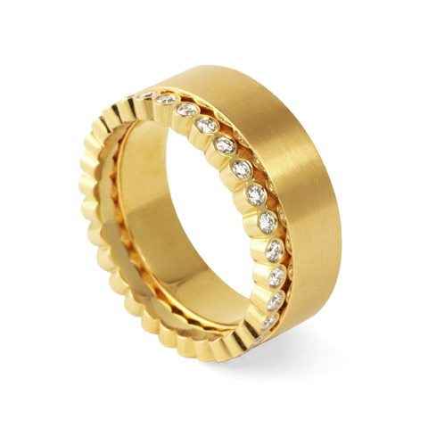 gold ring-yellow-gold