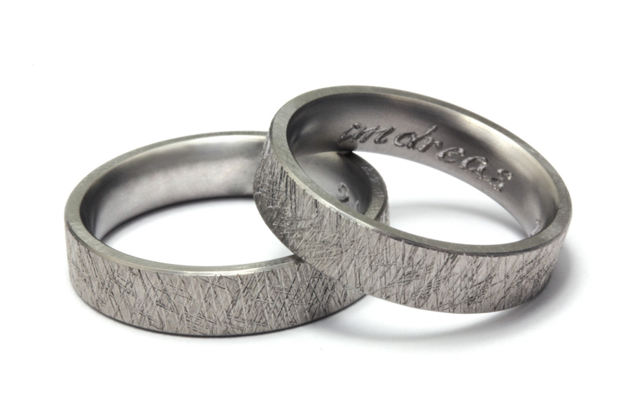 titanium-rings