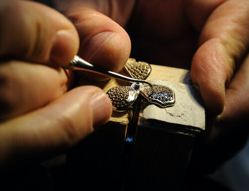 Juvelfattare smyckesutbildning