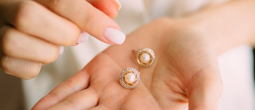 pärlörhängen examenspresent