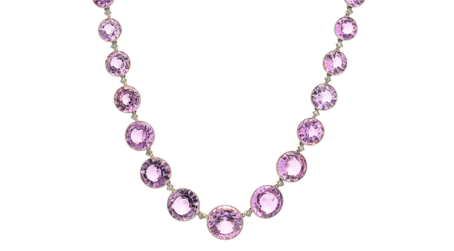 Halsband med rosa topaser sålt på smyckeauktioner