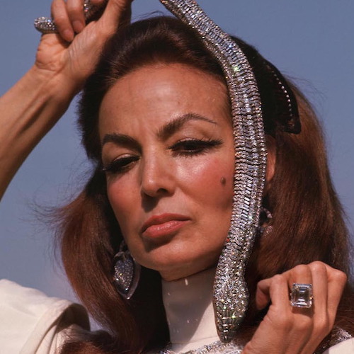 Maria Felix med en diamant orm från cartier