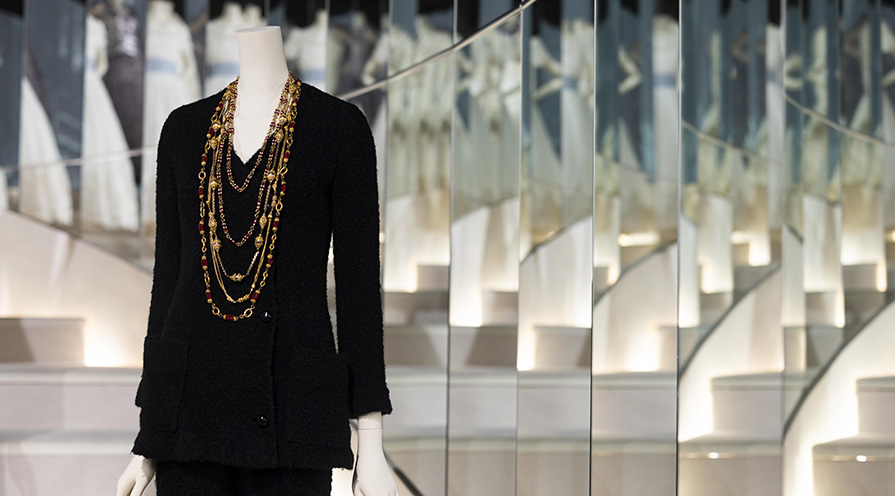 Gabrielle chanel fashion manifesto at V&A museum