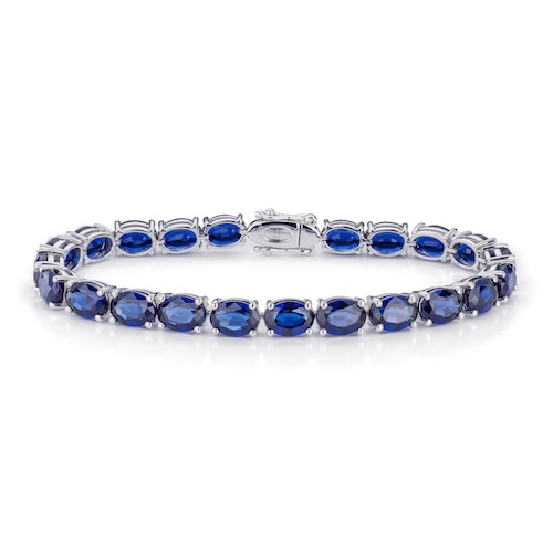 armband med blå safirer