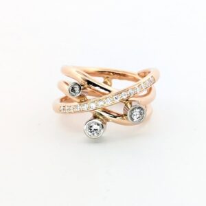 ring i unik design