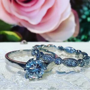 vigselringar av guldmakeriet