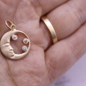 gänge i form av måne