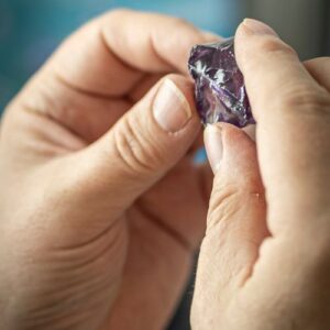 stenslipning ädelsten safir